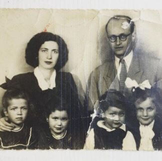 Old picture of Mohamed Hadid with his parents and siblings